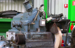 rondslijpmachines-travelling-wheel-roll-grinder-2254-7