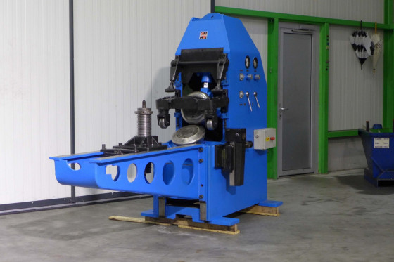 PULLMAX - F 13 C