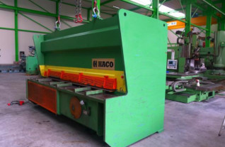 plaatscharen-hydraulic-heavy-guillotine-16-mm-1969-4