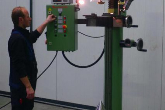 Henninger Technica Vertical Centre Grinding machin