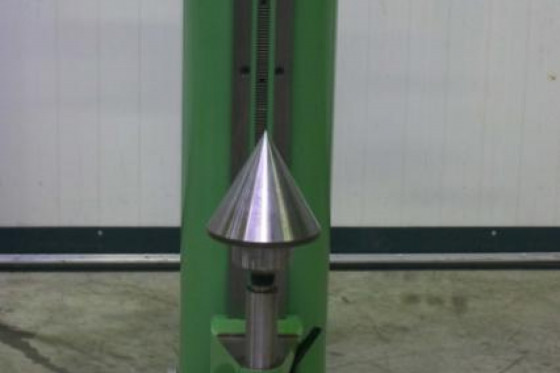 Henninger Technica Vertical Centre Grinding machin