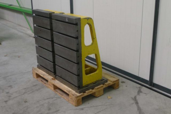 Cast iron angle plates