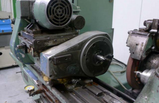 rondslijpmachines-jones-amp-shipman-universal-cylindrical-grinder-1870-5