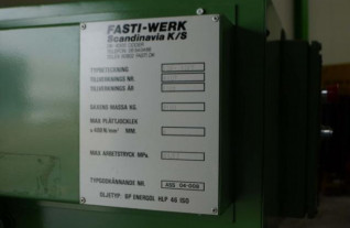 plaatscharen-fasti-hydraulische-tafelshere-fasti-guillotine-1840-1