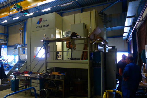 HOEFLER - Mega 1500 / 1600