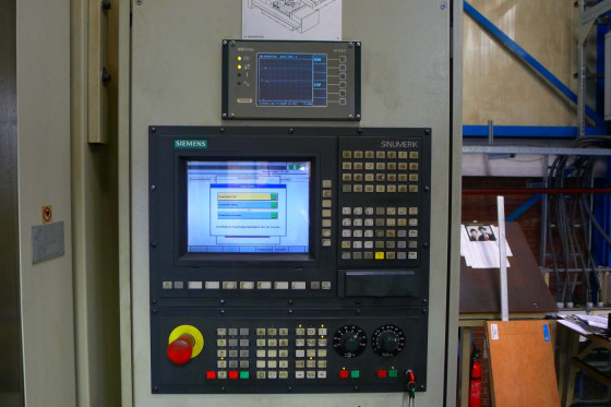 HOEFLER - Mega 1500 / 1600