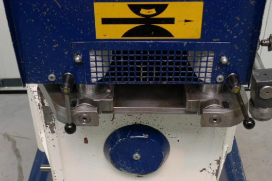 PULLMAX - plate edge bevelling machine 