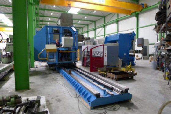 Floor type bedmilling Fahrstander Fraesmaschine