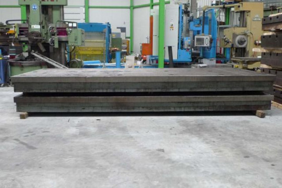 Floor type bedmilling Fahrstander Fraesmaschine