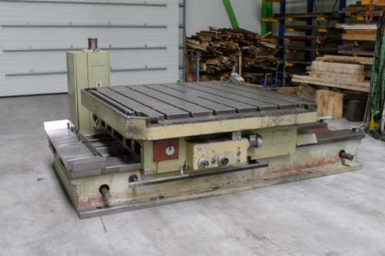 TOS - rotary table tos varnsdorf drehtisch bohrwerks