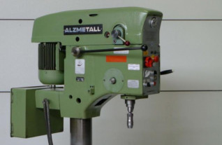 radiaalboormachines-alzmetall-hochleistungs-saulenbohrmaschine-alzmetal-1746-2