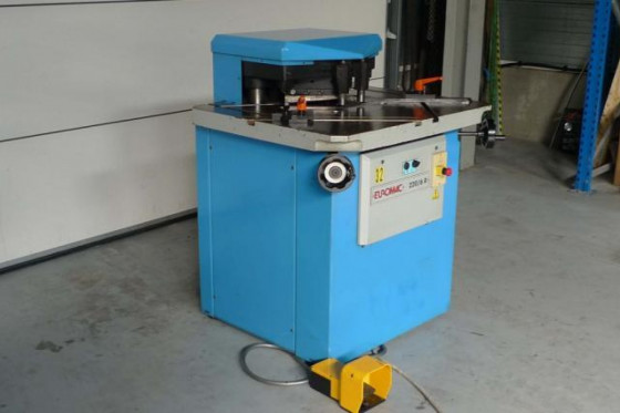 EUROMAC - ausklink maschine uithoeker  corner notcher