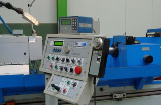 rondslijpmachines-tos-tos-buc-63-b-cylindrical-grinder-k51-kavalir-1581-2
