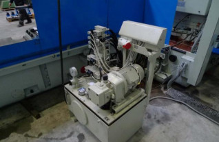 rondslijpmachines-tos-tos-buc-63-b-cylindrical-grinder-k51-kavalir-1581-8
