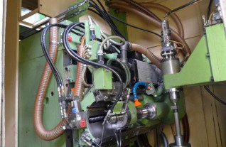 tandwielbewerkingsmachines-liebherr-cnc-6-axis-gearhobber-1521-8