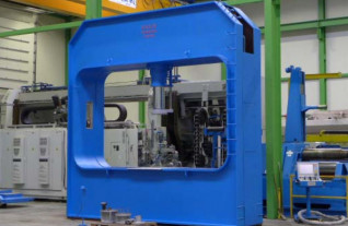 1487-bakker-yard-250-ton-mach4metal