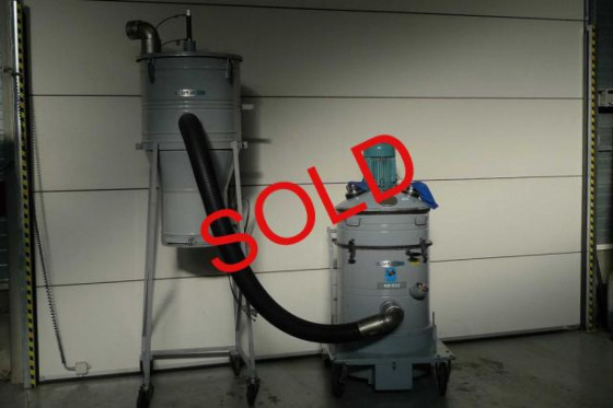 Industrial Vacuum Cleaner