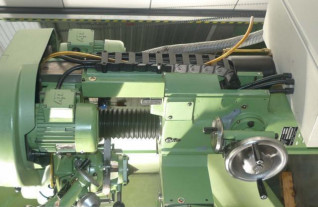 centergat-slijpmachines-zentrumschleifmaschine-zsm-1298-8