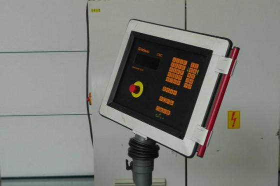 nuttenziehmaschine