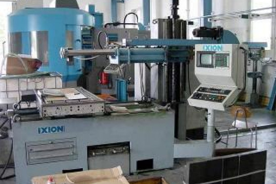 deep hole drilling machine