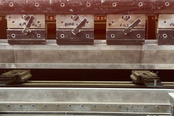AMADA - HFE T2 1003
