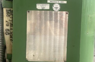 rf-50-1600-7692.jpeg