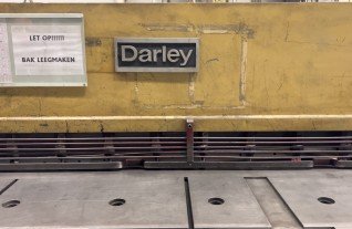 Darley guillotine 2550 x 6 mm tafelschere knipschaar MACH4METAL