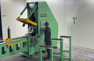 Pullmax F71 Dishing Flanging Boerdelmaschine 4000 x 13 mm MACH4METAL 1-2