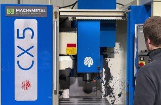 HURON CX5 VMC 6392 bearbeitung machining MACH4METAL