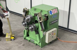 COMAC 304HV Section Profile bending machine new 2001 MACH4METAL 6389 Rojndo R3 R3S Haeusler Faccin