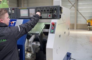 Tongtai HS22 CNC Lathe Drehmaschine Draaibank MACH4METAL 6366