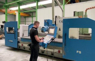 CME FS-4 Bed milling machine MACH4METAL bettcraesmaschine bed milling 5554 1-2
