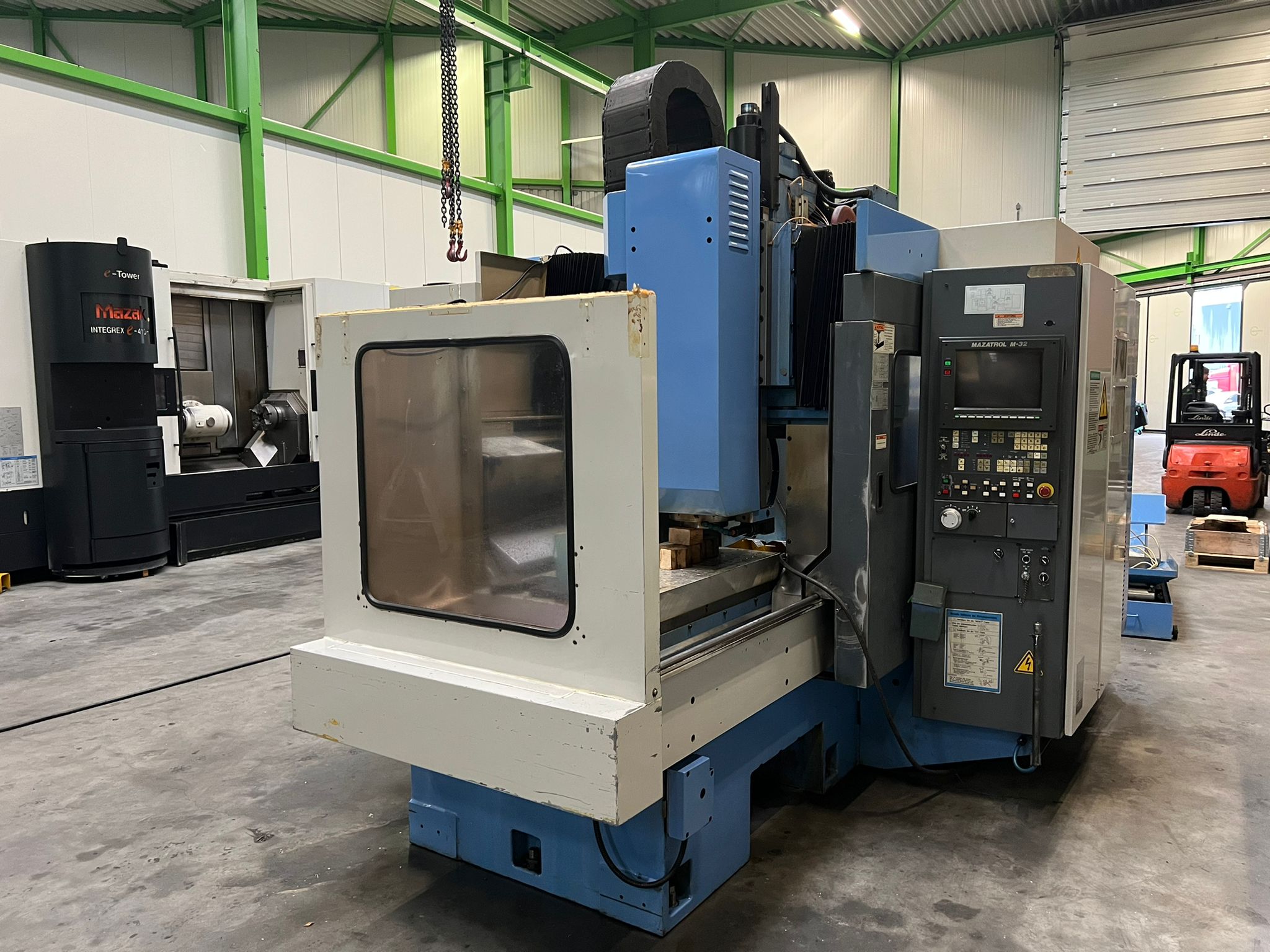 MAZAK - AJV-25 / 404N 3-axis CNC machine (VMC) used | Mach4Metal