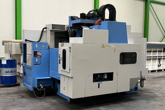 MAZAK - AJV-25 / 404N 3-axis CNC machine (VMC) used | Mach4Metal