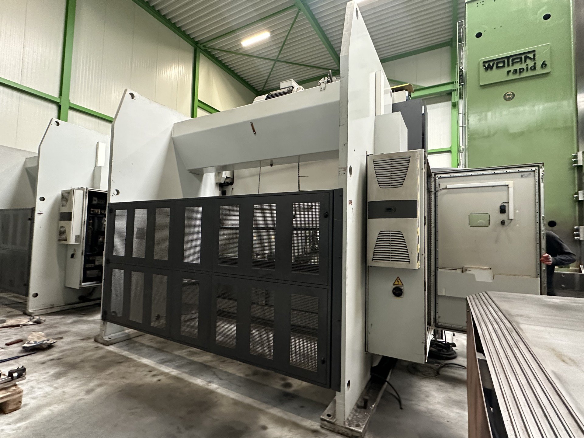 New And Used Machine Tools & Equipment