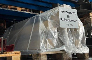 ce9e8033-de7d-4da4-9f27-38ddbaf41e99.jpg