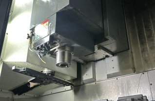 haas-umc-750-8501 (17).jpeg