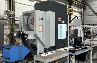 haas-umc-750-8501.jpg