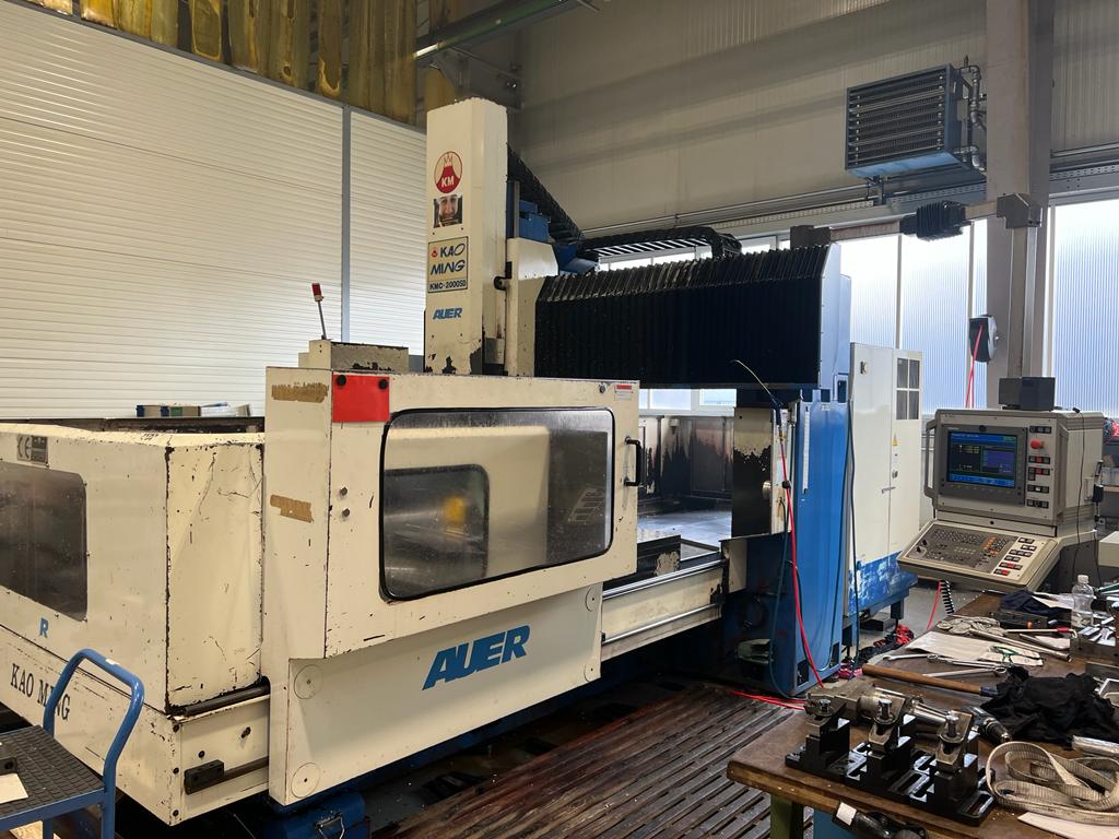 KAO MING - 2000 SD Portal milling machine used | Mach4Metal