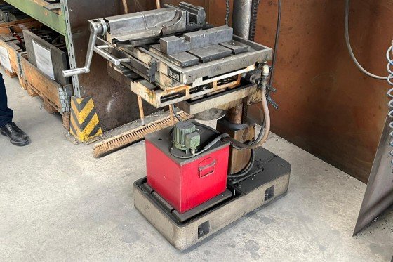 BS 25 AVST