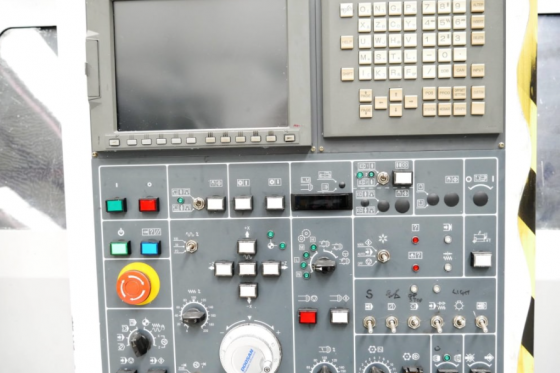 DOOSAN - Puma 600