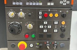 5042e1dd-8a1b-48ef-9c69-af5f249d192c.jpg