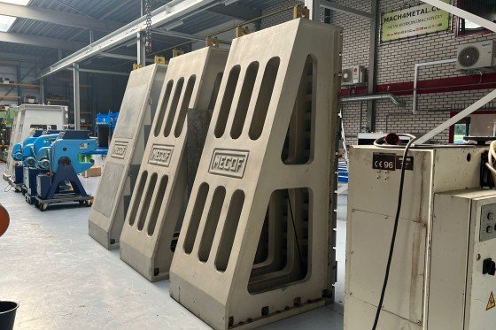 MECOF - A-2500