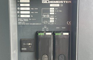 64b11f62-dd6b-4ec7-abfd-8424f9f4f54f.jpg
