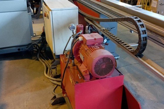 Transfluid - DB 630 CNC