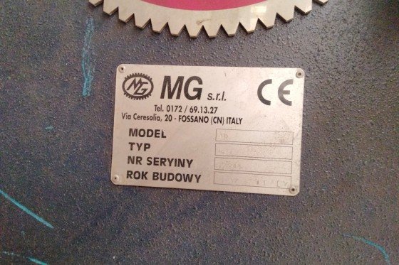 MG - AR 140