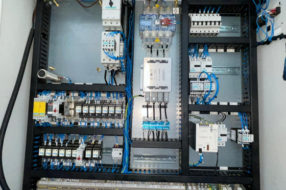 VDF BOEHRINGER - DUE 800 x 2000 