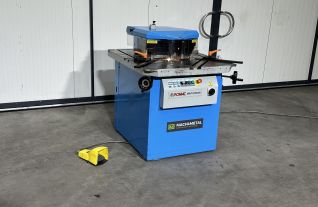 マキタ LC0700F 190mmチップソー切断機 最大切断能力 丸パイプ マキタ LC0700F 190mmチップソー切断機 最大切断能力 丸パイプ