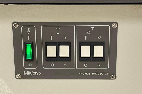Mitutoyo - PV 5000