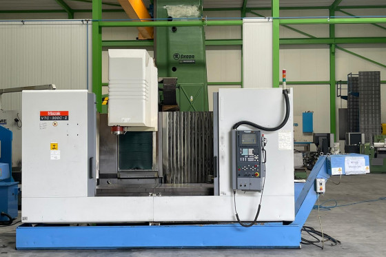 MAZAK - VTC 300 C - II 